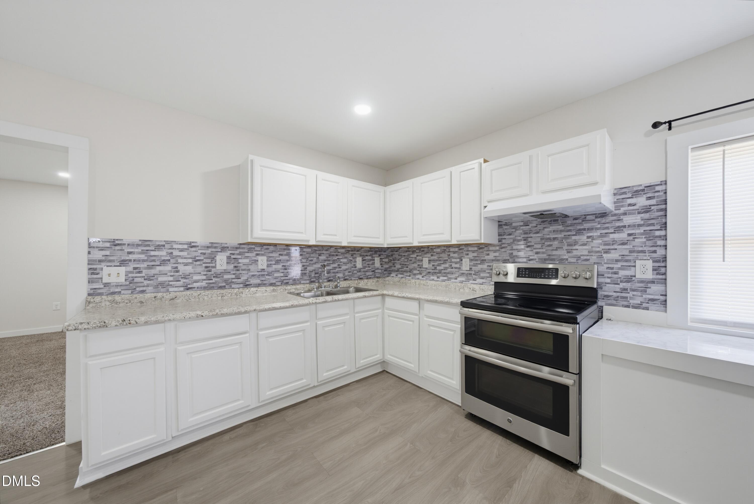 6209 Old Fairground Road Benson, NC 27504 - Photo 5 of 21 DSC07354