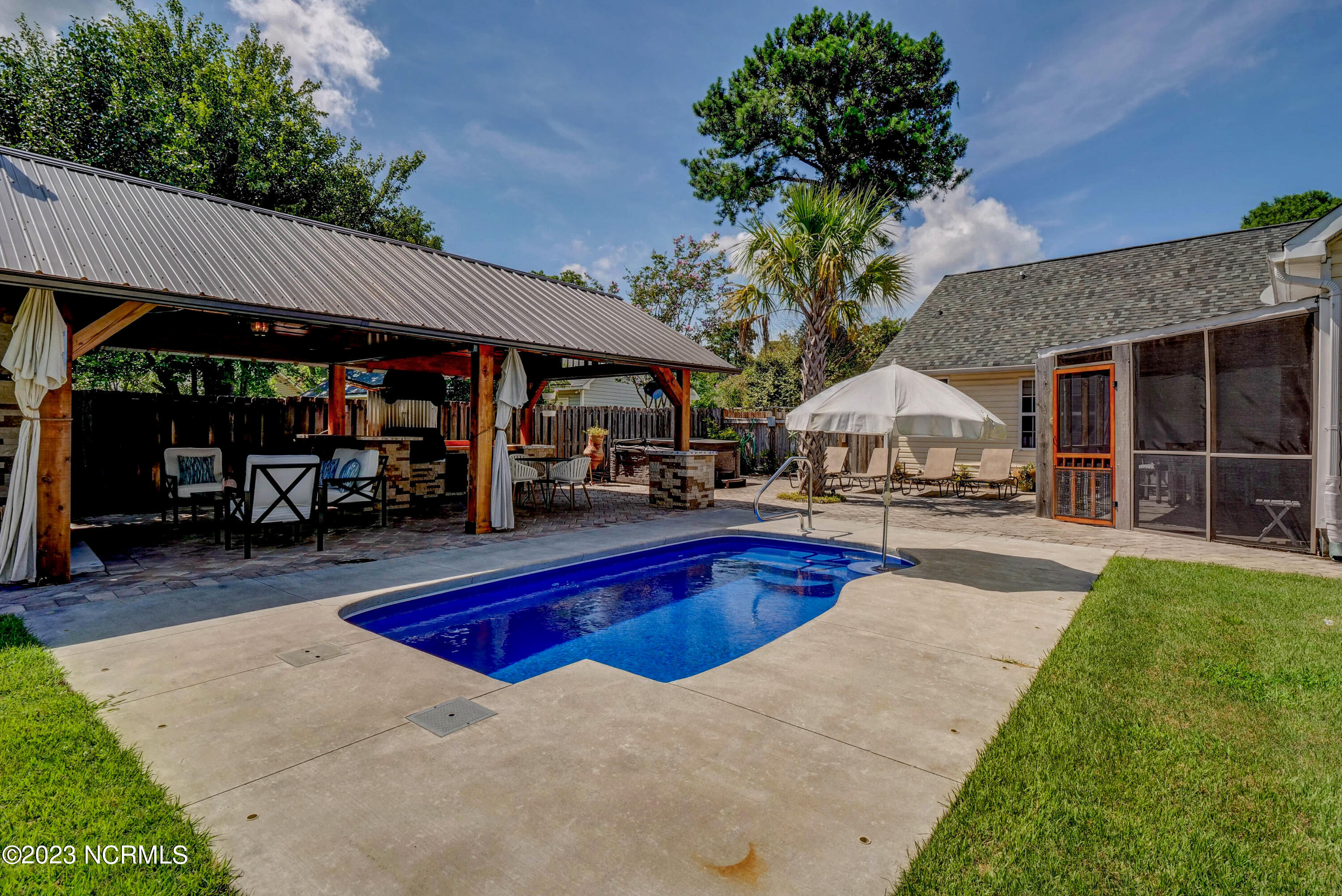 7354 Bright Leaf Road Wilmington, NC 28411 - Photo 5 of 31 P7611349_50_51_52_53_54_55