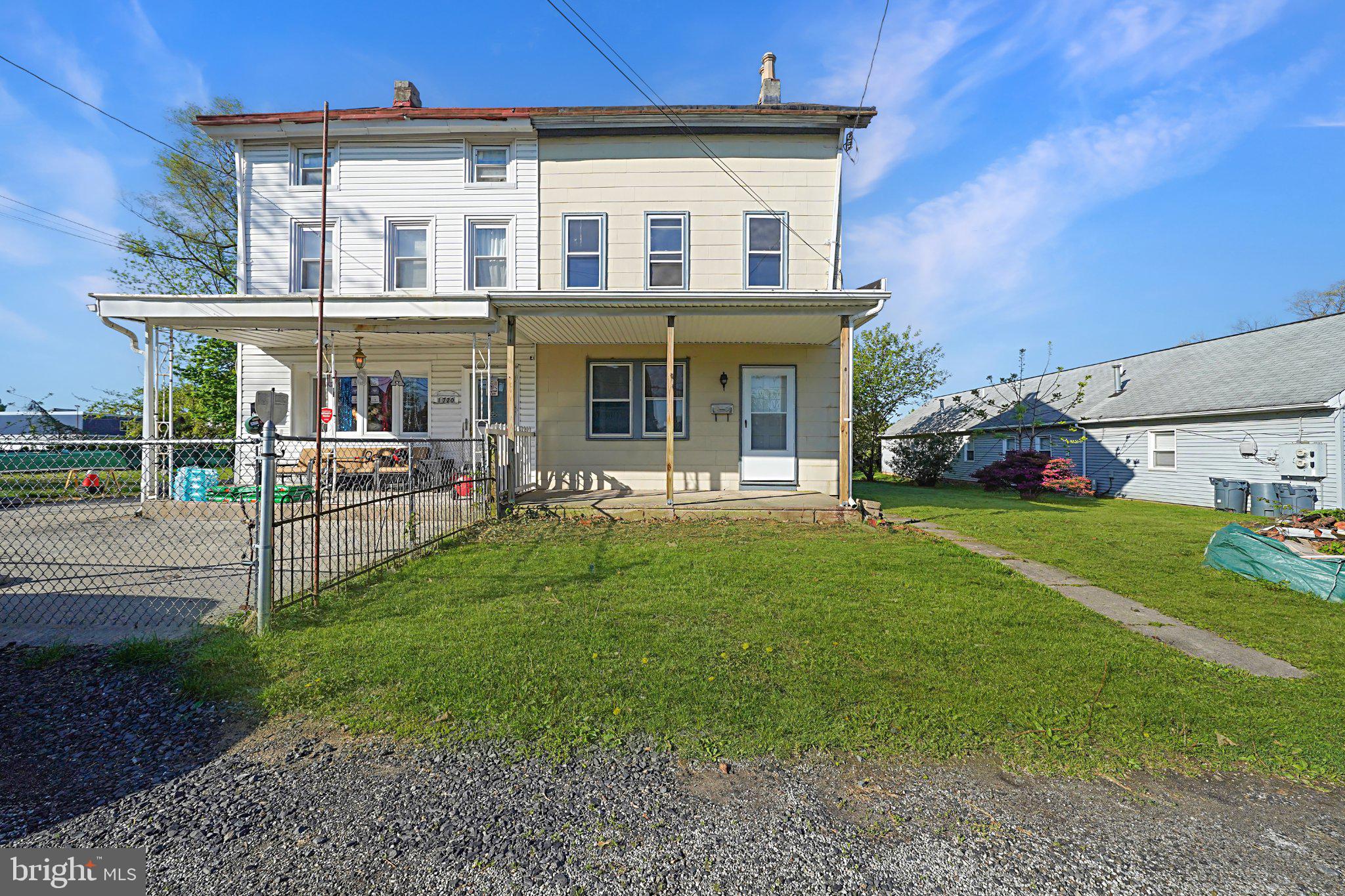 1718 Kohl Street Philadelphia, PA 19115 - Photo 2 of 34 Charming duplex with spacious yard.
