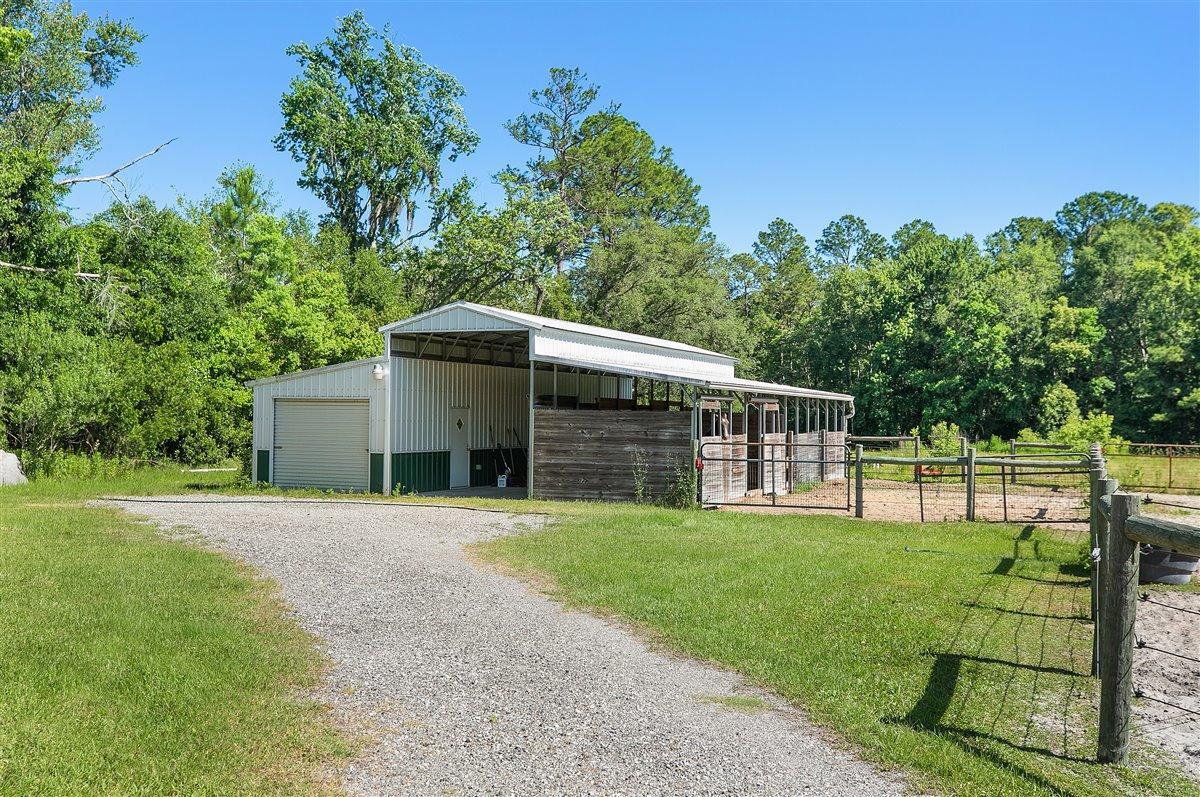 9221 Old Plank Road Jacksonville, FL 32220 - Photo 21 of 26 21-Barn