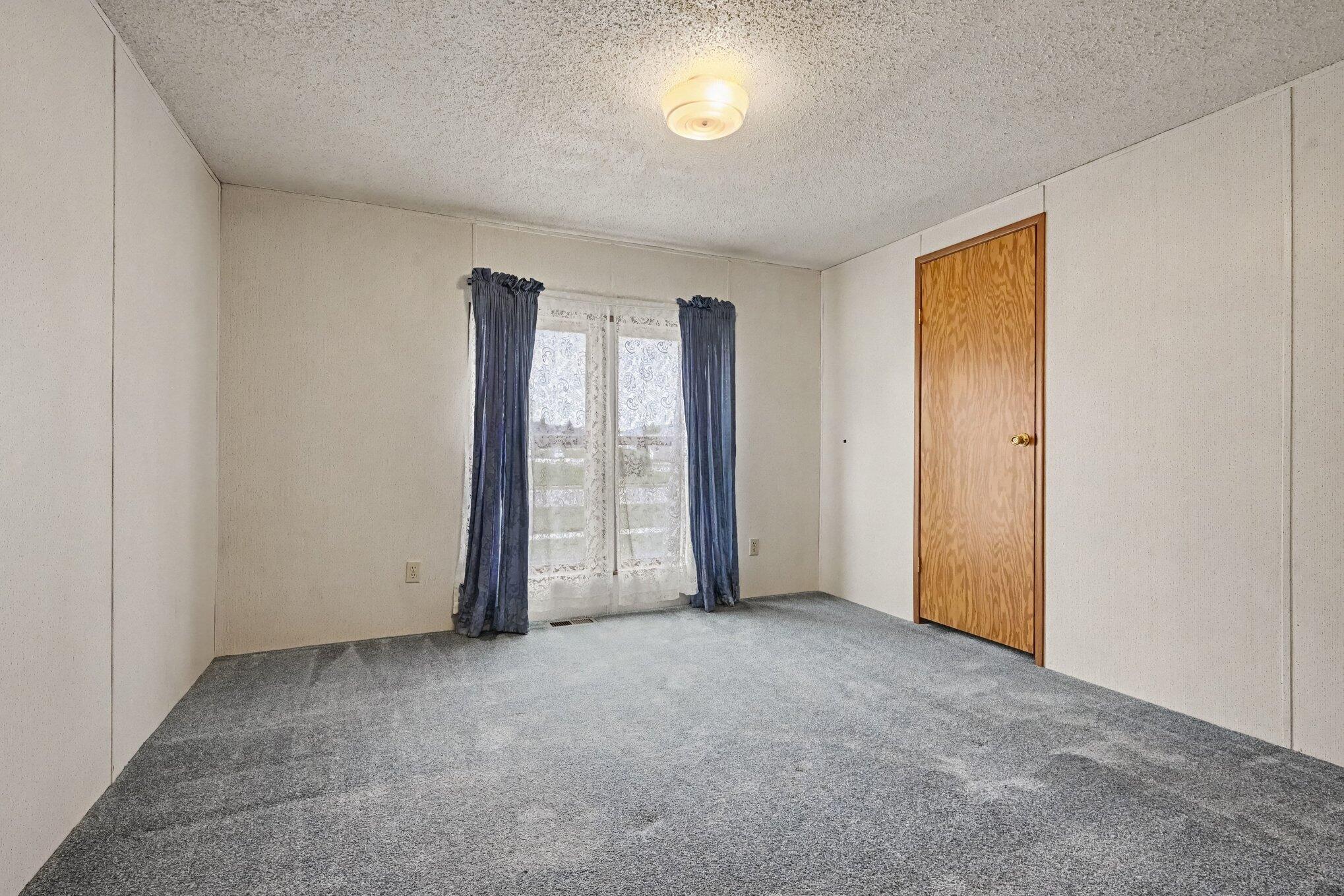 511 North Erie Street Three Rivers, MI 49093 - Photo 16 of 27 016_file_7889