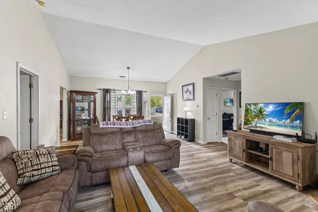 $239,900 | 4058 Knollwood Avenue, Franklin, IN 46131