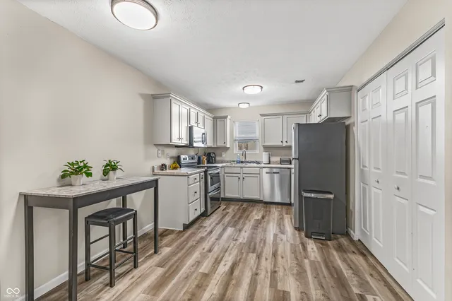 $239,900 | 4058 Knollwood Avenue, Franklin, IN 46131