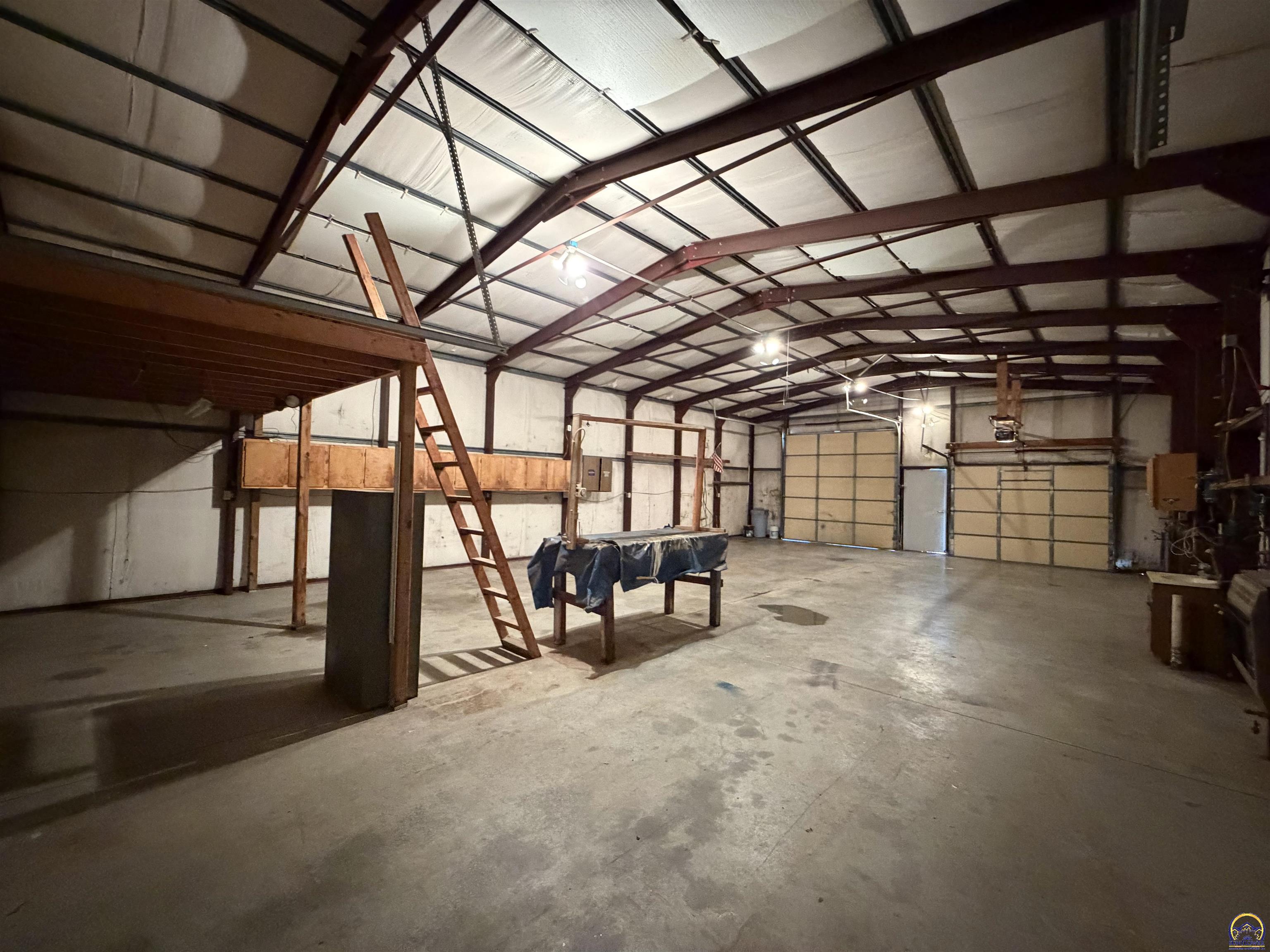 6130 Northeast Shaffer Road Topeka, KS 66617 - Photo 34 of 40