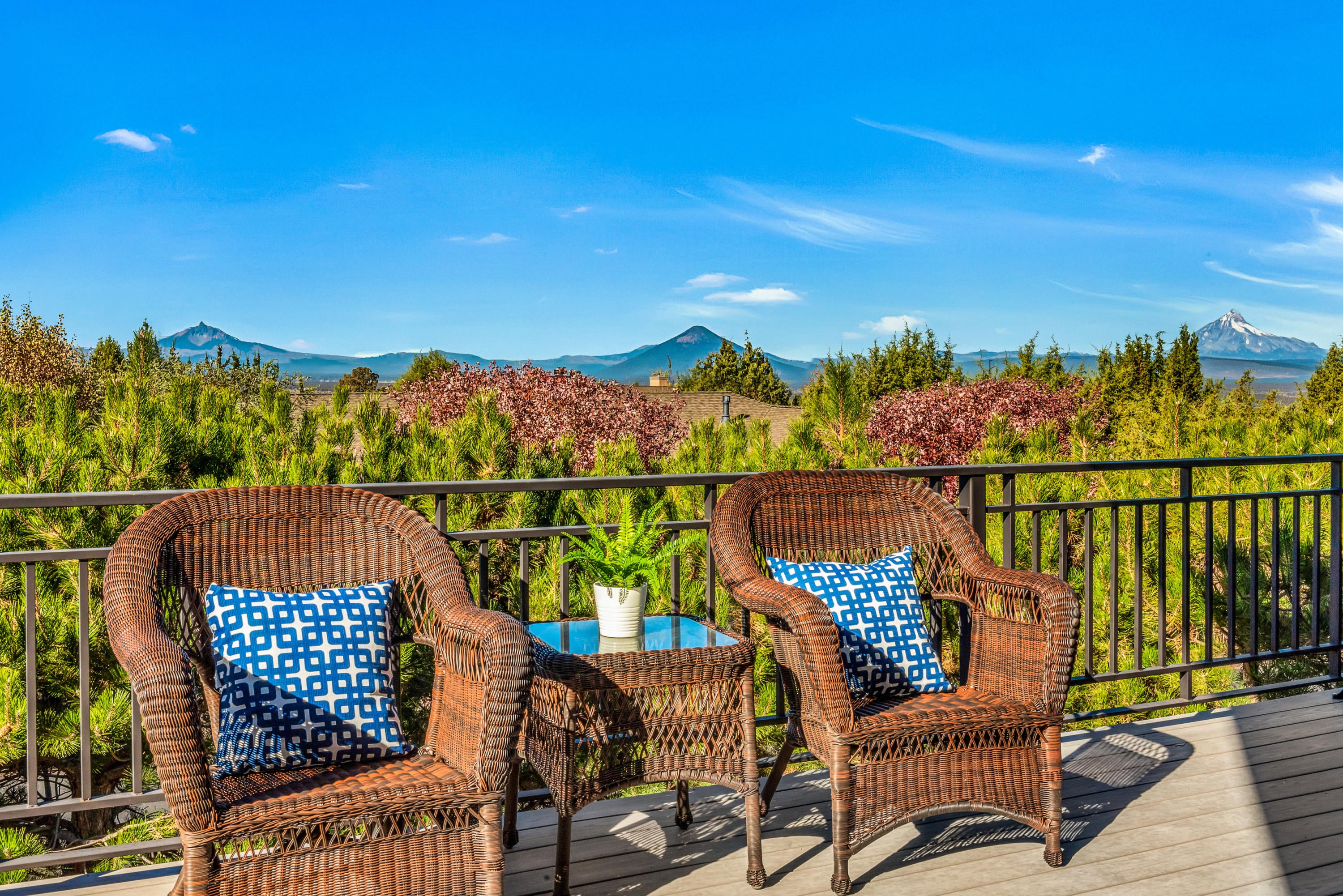 1133 Highland View Loop Redmond, OR 97756 - Photo 46 of 59 47
