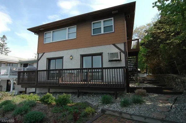 $2,150 | 133 Nolans Point Road, Unit 3, Lake Hopatcong, NJ 07849