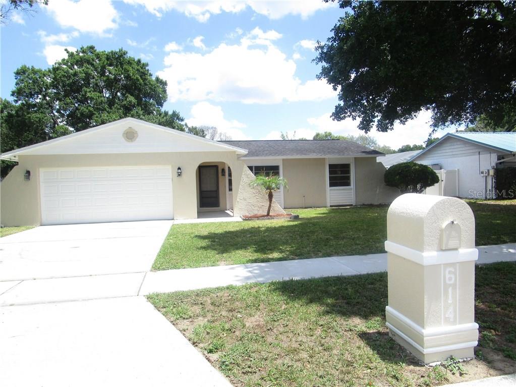 614 Red Robin Road Seffner, FL 33584 - Photo 1 of 1 Gallery Image 1