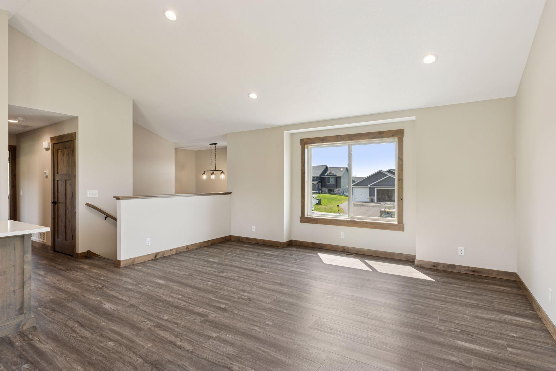 521 Summit Circle Baldwin, WI 54002 - Photo 9 of 30