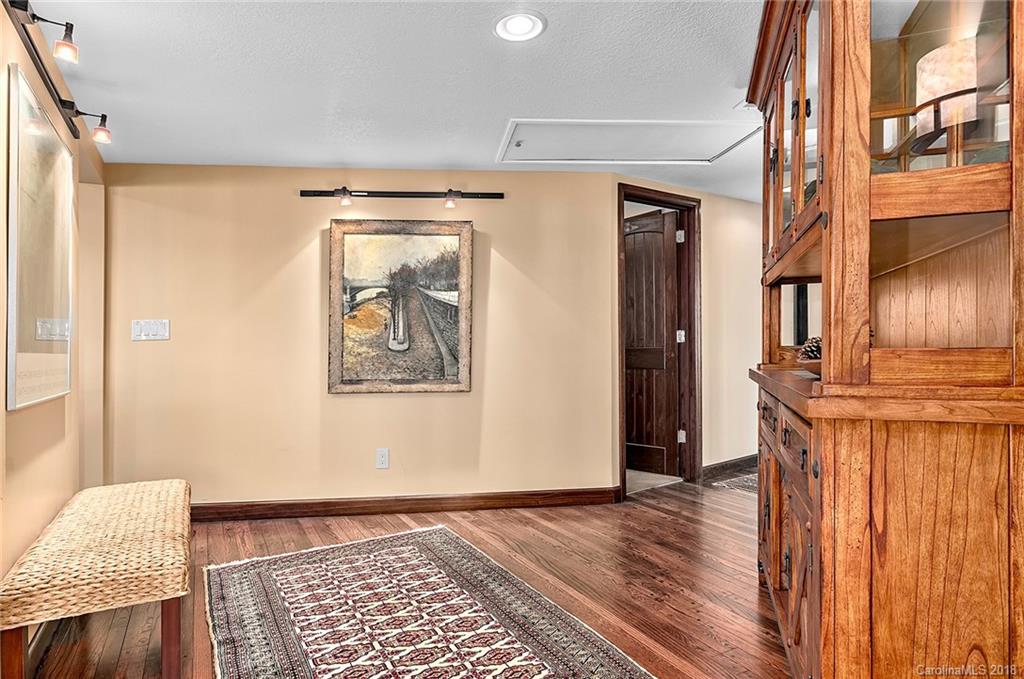 11 Cogswood Road Asheville, NC 28804 - Photo 12 of 24