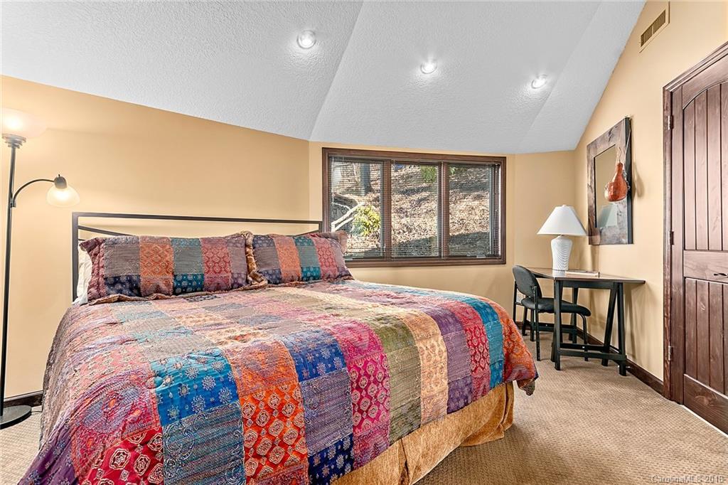 11 Cogswood Road Asheville, NC 28804 - Photo 15 of 24