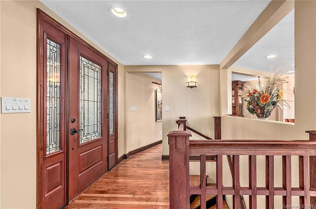 11 Cogswood Road Asheville, NC 28804 - Photo 3 of 24