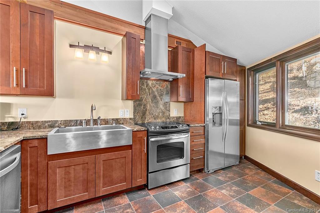 11 Cogswood Road Asheville, NC 28804 - Photo 7 of 24