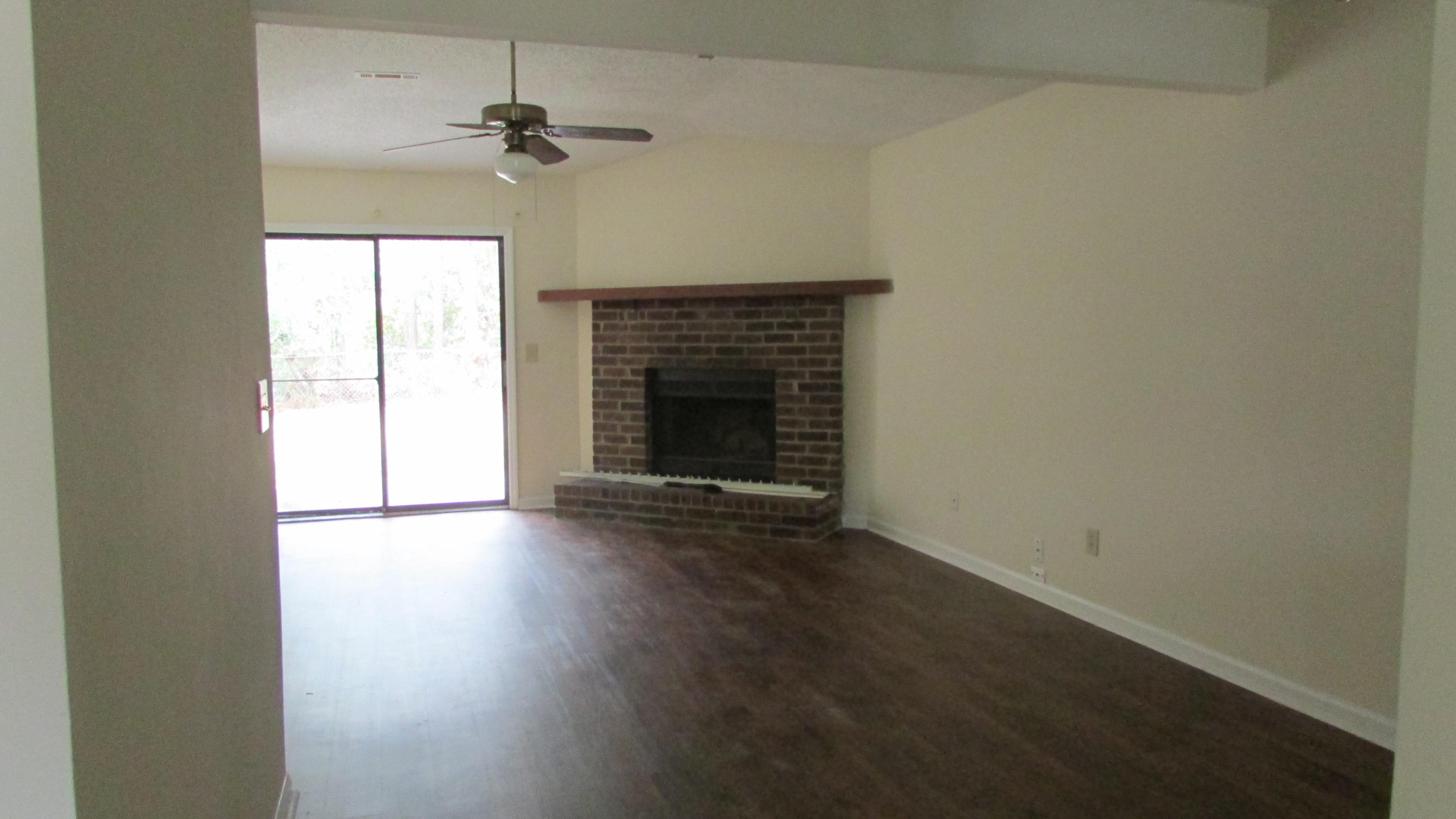 705 Temple Road, Unit B Ladson, SC 29456 - Photo 4 of 21 IMG_1180