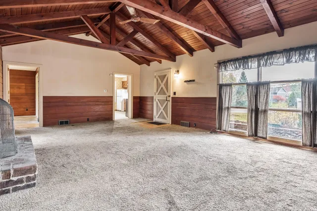 $185,000 | 415 South Blackhawk Boulevard, Rockton, IL 61072