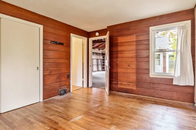 $185,000 | 415 South Blackhawk Boulevard, Rockton, IL 61072