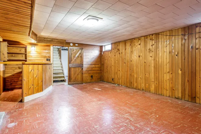 $185,000 | 415 South Blackhawk Boulevard, Rockton, IL 61072