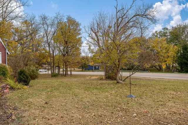 $185,000 | 415 South Blackhawk Boulevard, Rockton, IL 61072