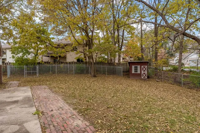 $185,000 | 415 South Blackhawk Boulevard, Rockton, IL 61072