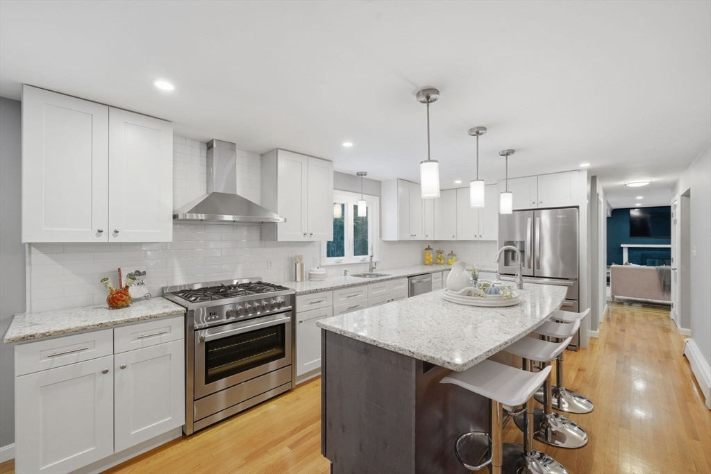 40 Curtis Road Boxford, MA 01921 - Photo 9 of 34