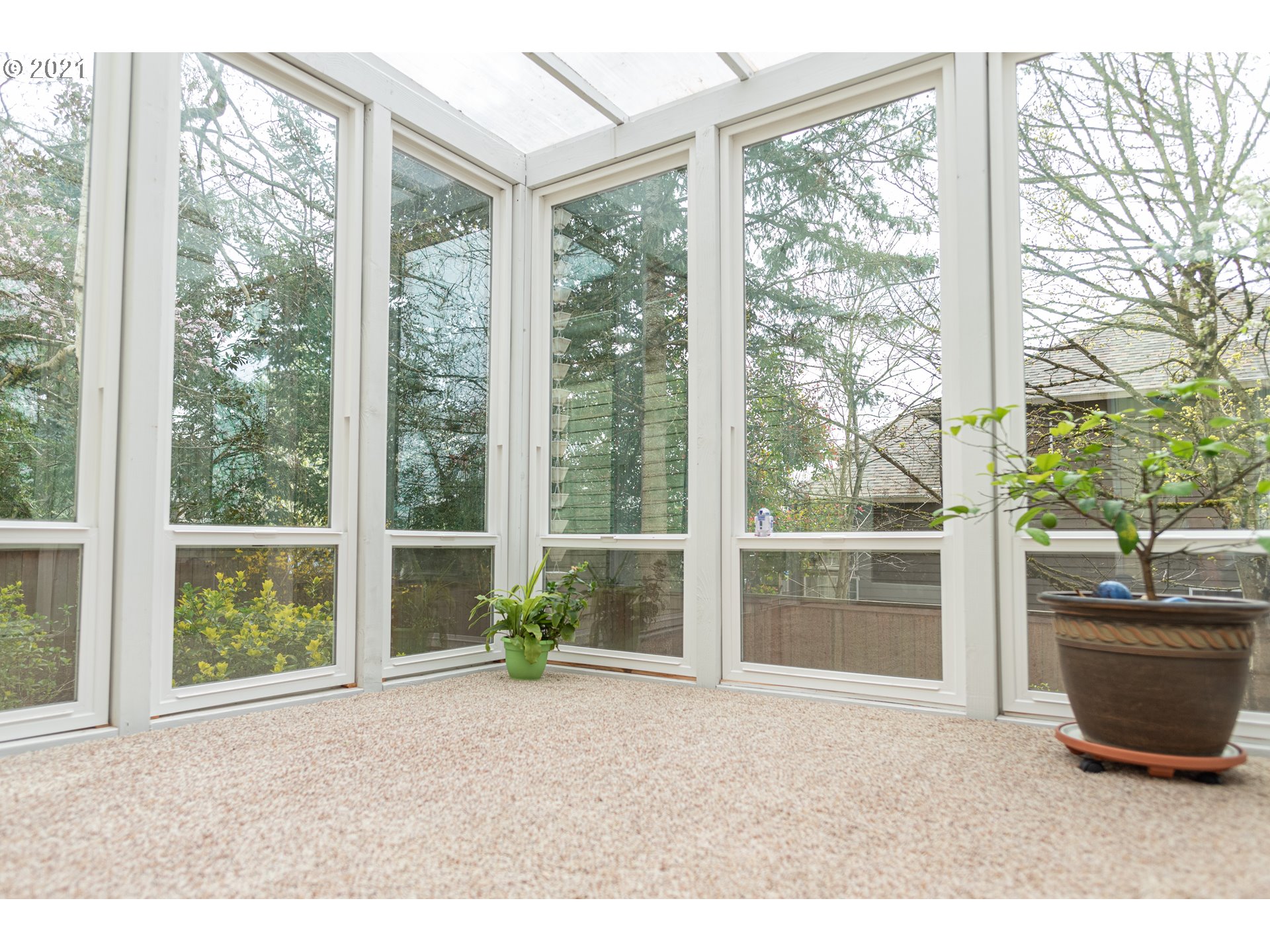 5934 Southwest Kruse Ridge Drive Portland, OR 97219 - Photo 30 of 32 Sun Room