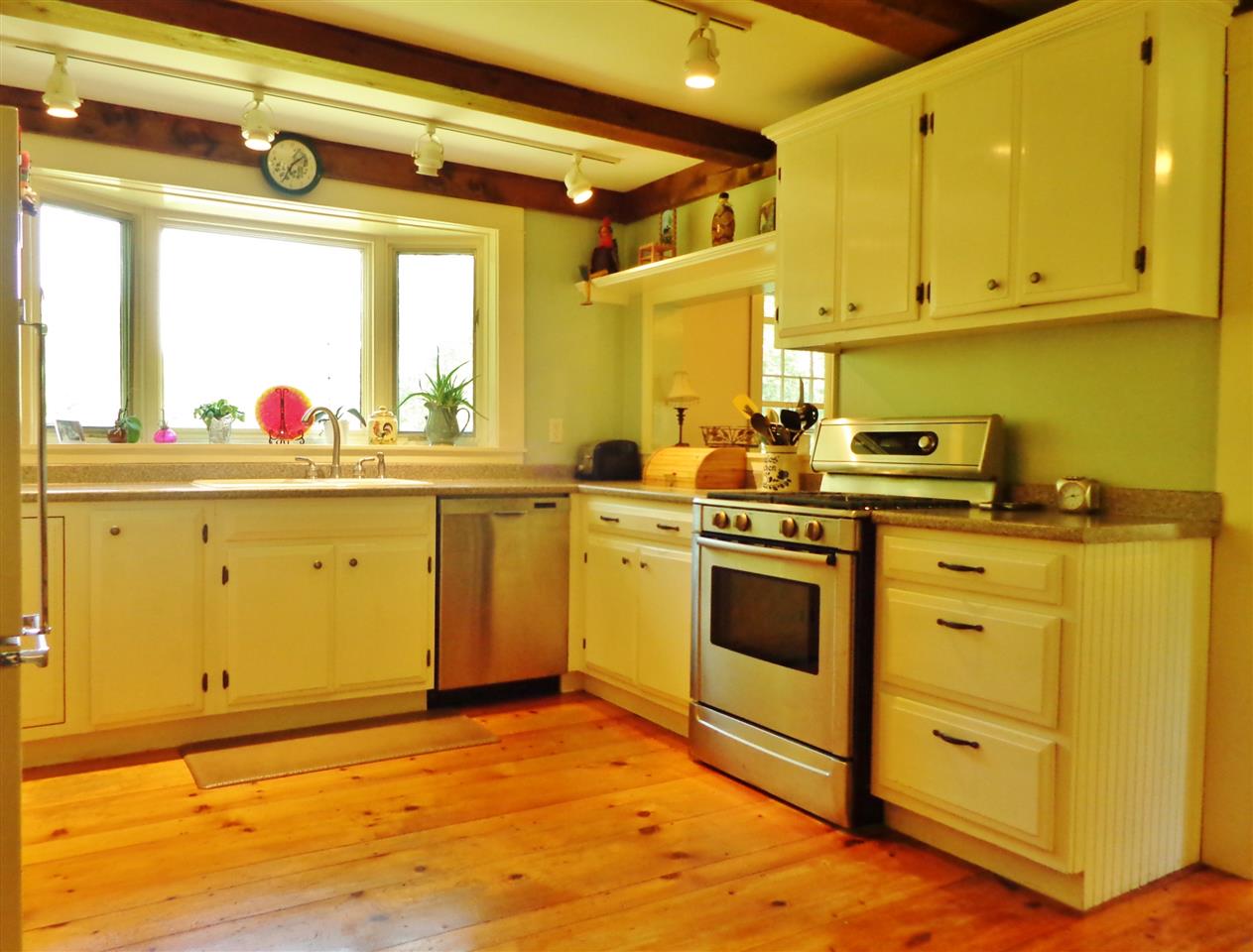 266 Kerwin Hill Road Norwich, VT 05055 - Photo 6 of 36