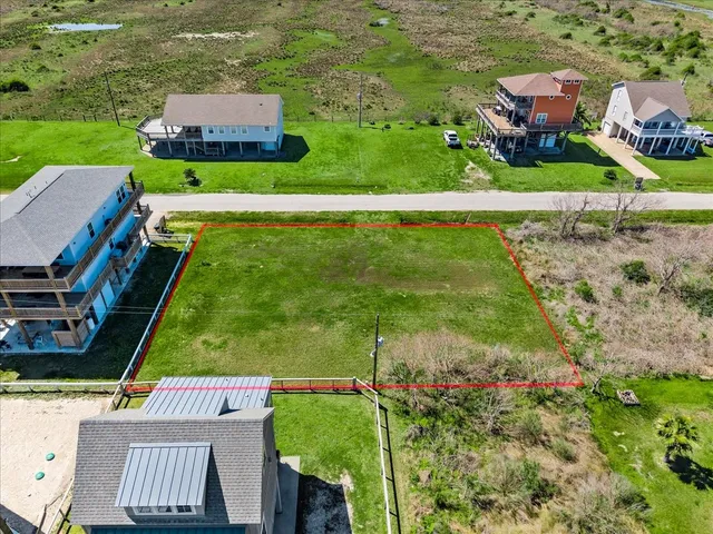 a view of an outdoor space and yard