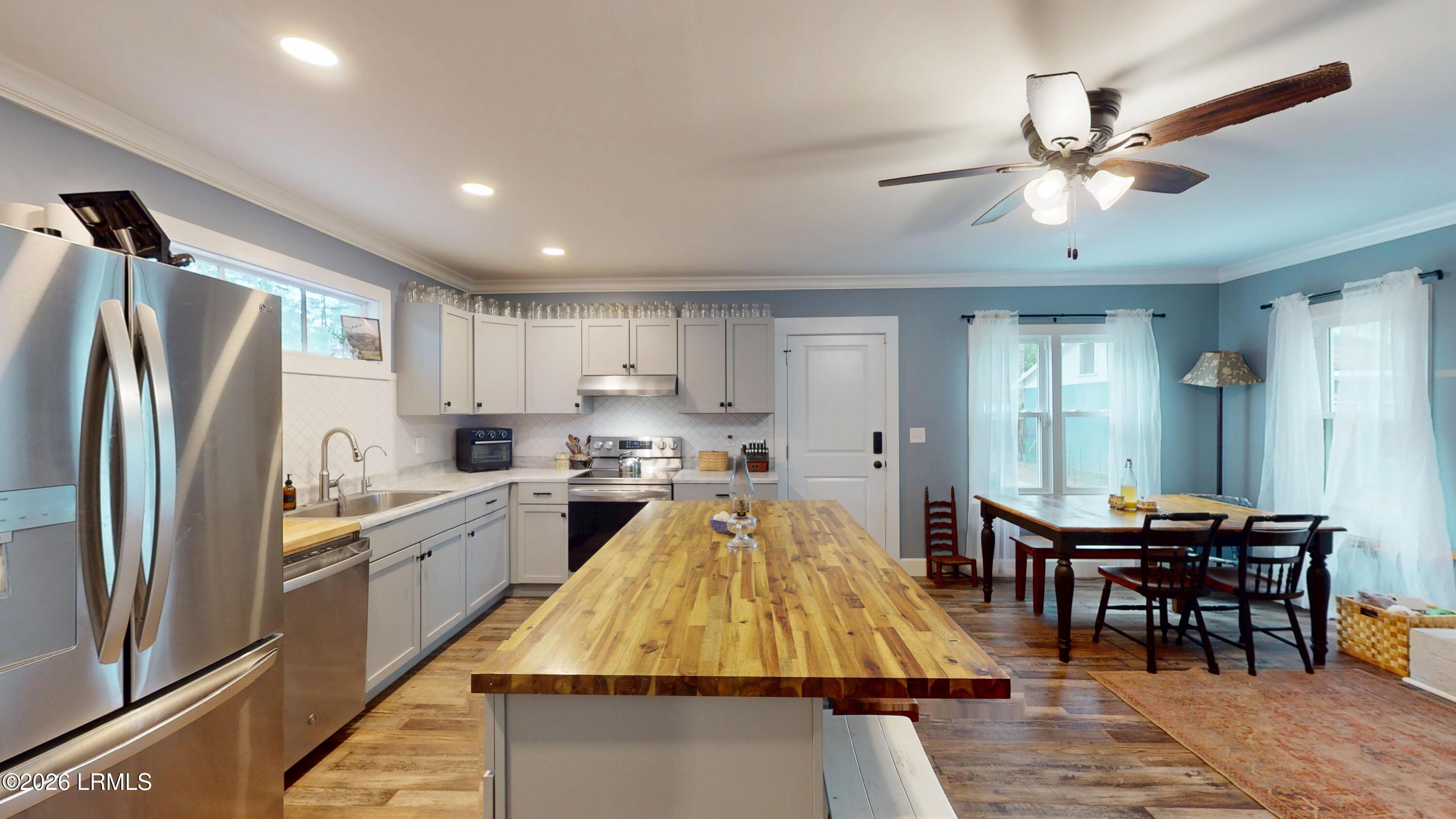 408 Thompson Street Walterboro, SC 29488 - Photo 11 of 48 408-Thompson-Street-05112026_114030
