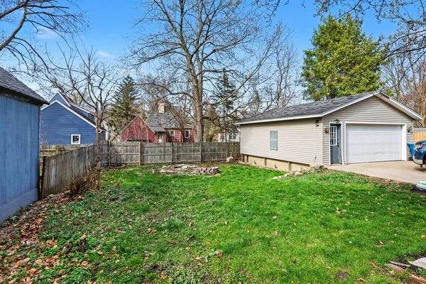 $249,900 | 1103 Vassar Drive, Kalamazoo, MI 49001