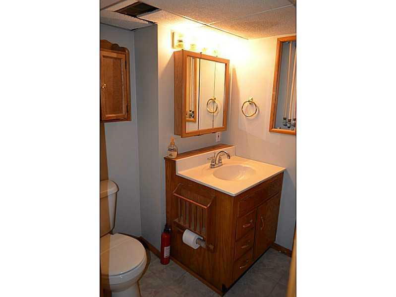 4435 New Carlisle Springfield, OH 45504 - Photo 17 of 25