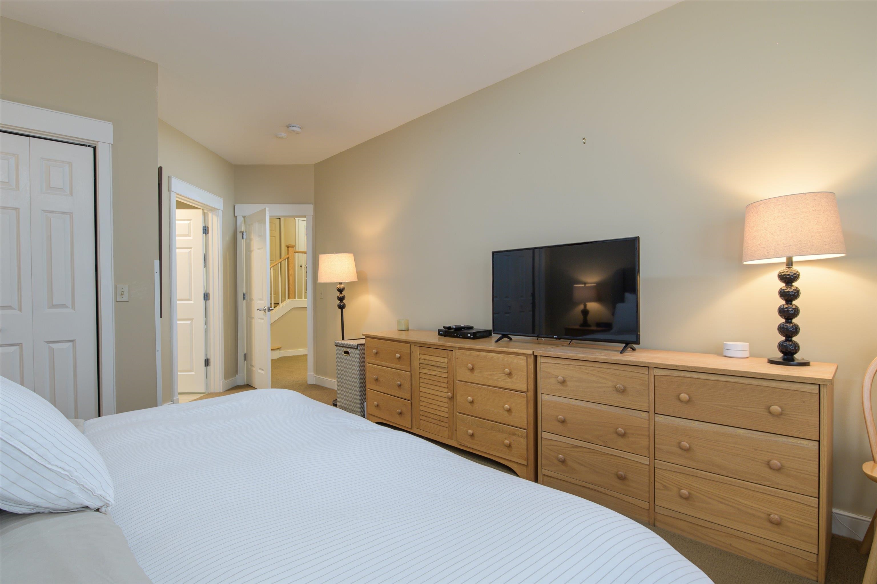 245 Solitude Road, Unit M102 Ludlow, VT 05149 - Photo 14 of 37