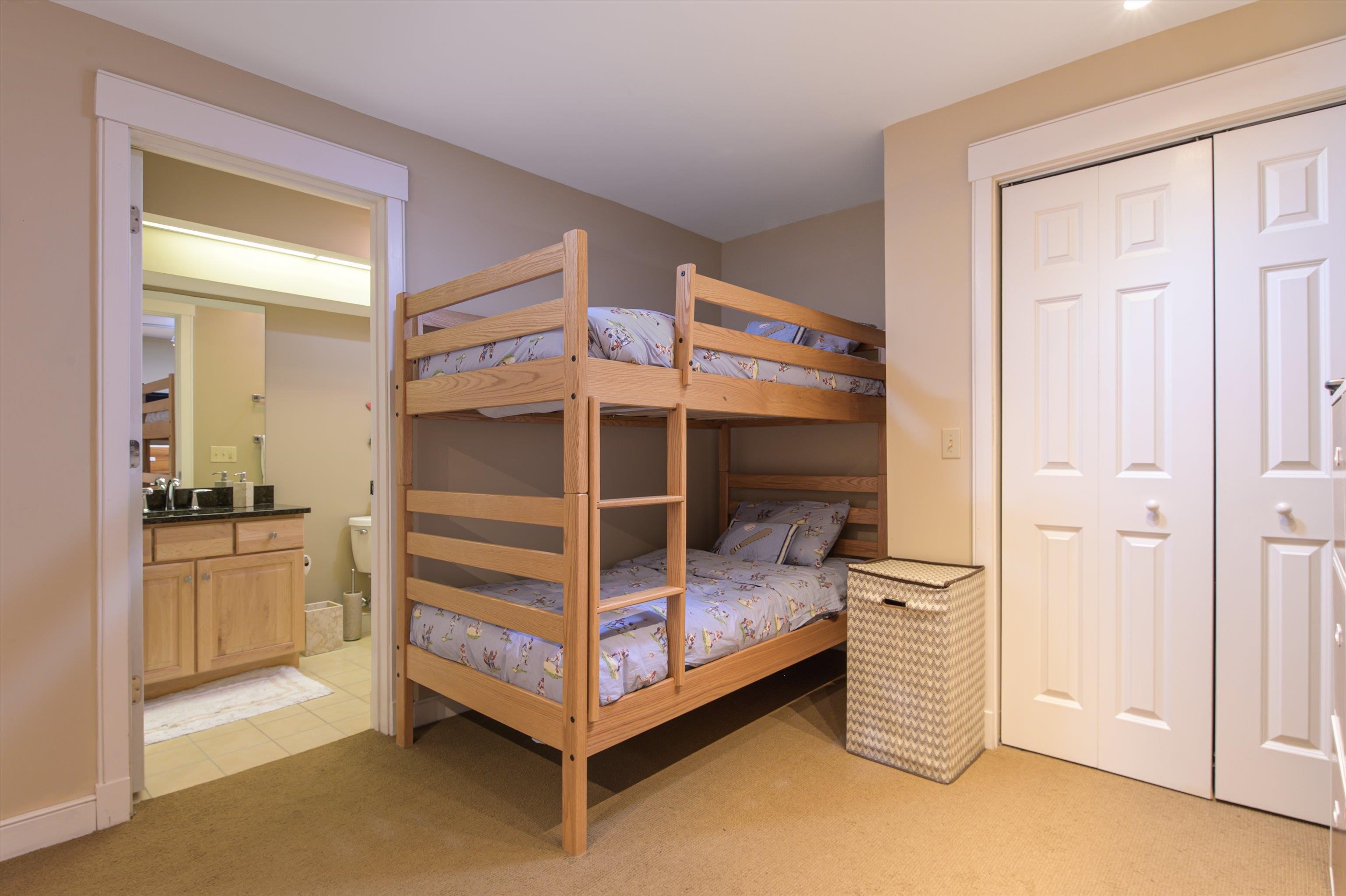 245 Solitude Road, Unit M102 Ludlow, VT 05149 - Photo 17 of 37