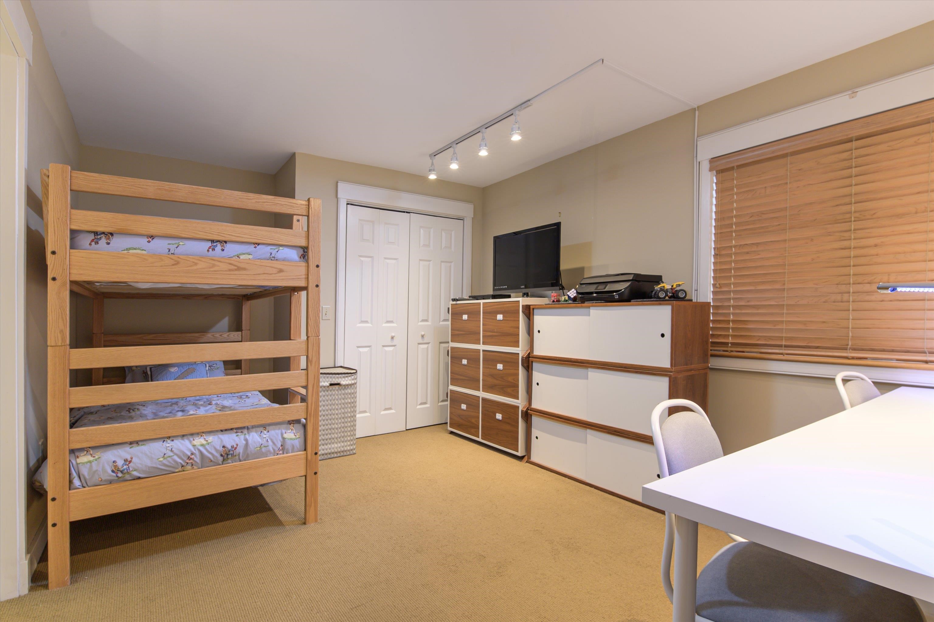 245 Solitude Road, Unit M102 Ludlow, VT 05149 - Photo 18 of 37