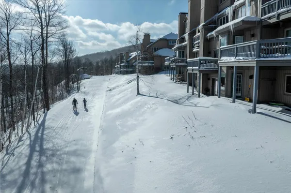 $649,000 | 245 Solitude Road, Unit M102, Ludlow, VT 05149