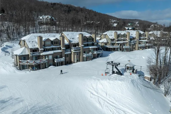 $649,000 | 245 Solitude Road, Unit M102, Ludlow, VT 05149