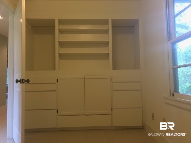 23481 Swift Church Road Elberta, AL 36530 - Photo 31 of 49 Built in Shelves and Drawers