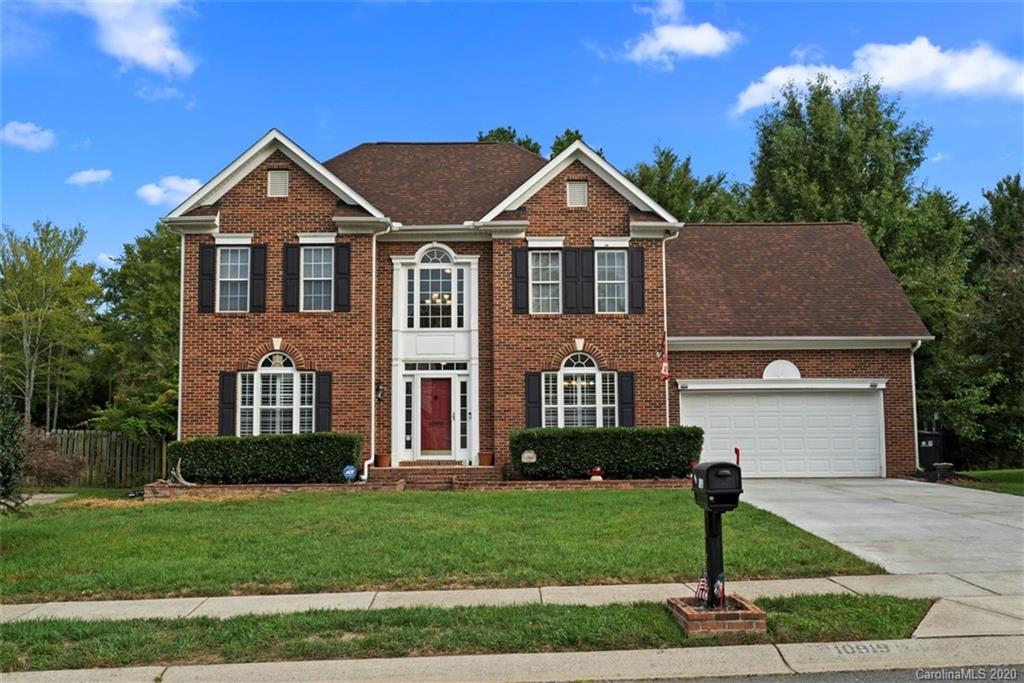 10919 Hellebore Road Charlotte, NC 28213 - Photo 1 of 33 Gallery Image 1