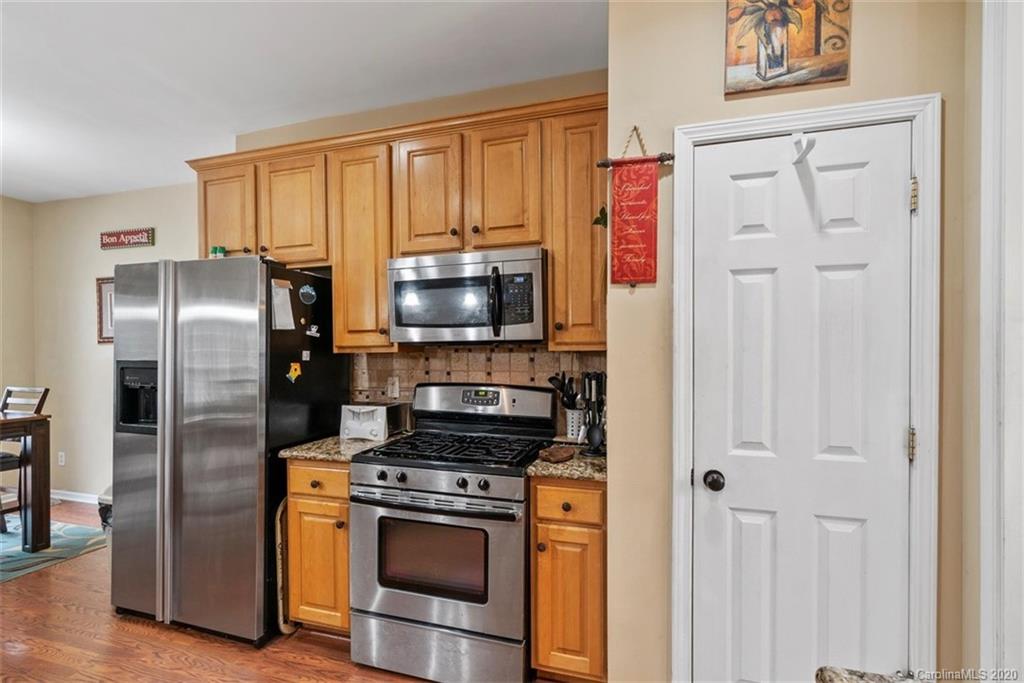 10919 Hellebore Road Charlotte, NC 28213 - Photo 11 of 33 Gallery Image 11
