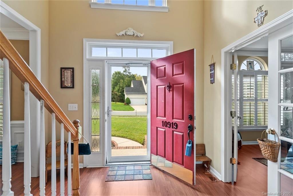 10919 Hellebore Road Charlotte, NC 28213 - Photo 3 of 33 Gallery Image 3