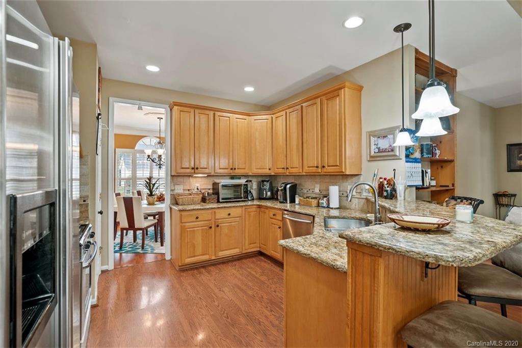 10919 Hellebore Road Charlotte, NC 28213 - Photo 10 of 33 Gallery Image 10