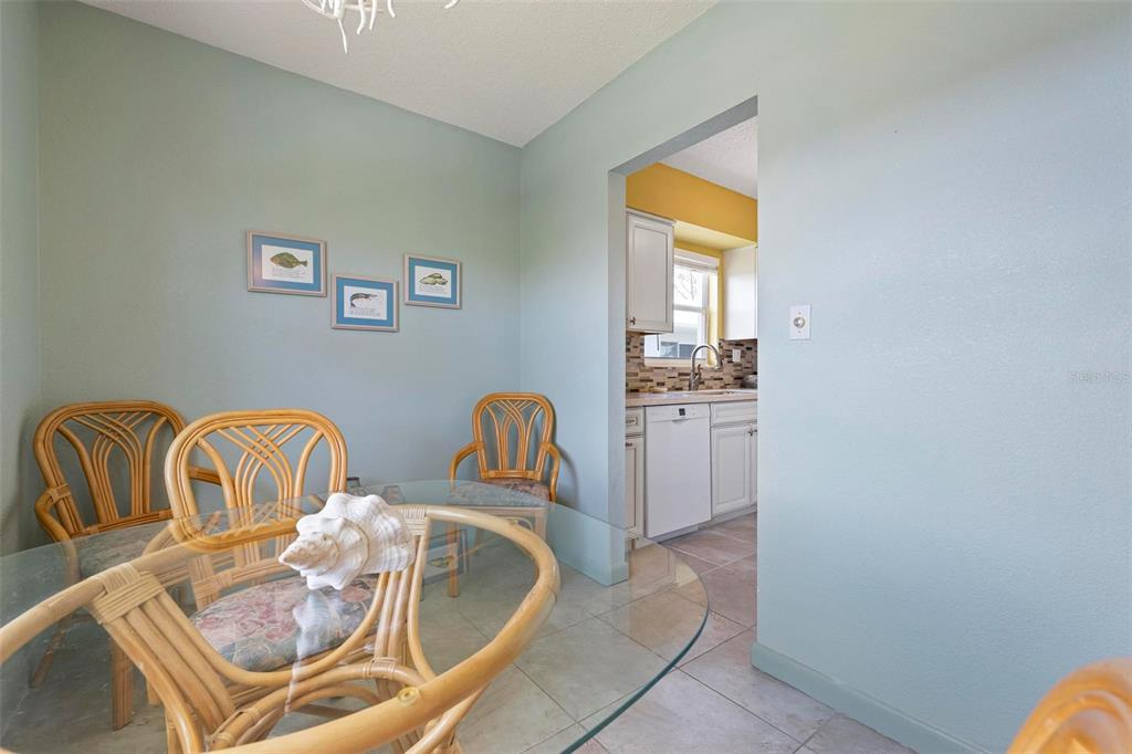 522 Pine Avenue, Unit 7D Anna Maria, FL 34216 - Photo 11 of 39
