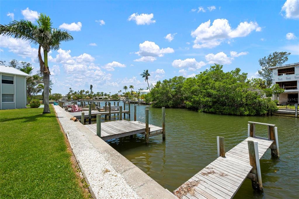 522 Pine Avenue, Unit 7D Anna Maria, FL 34216 - Photo 22 of 39