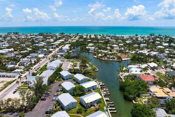 $555,000 | 522 Pine Avenue, Unit 7D, Anna Maria, FL 34216