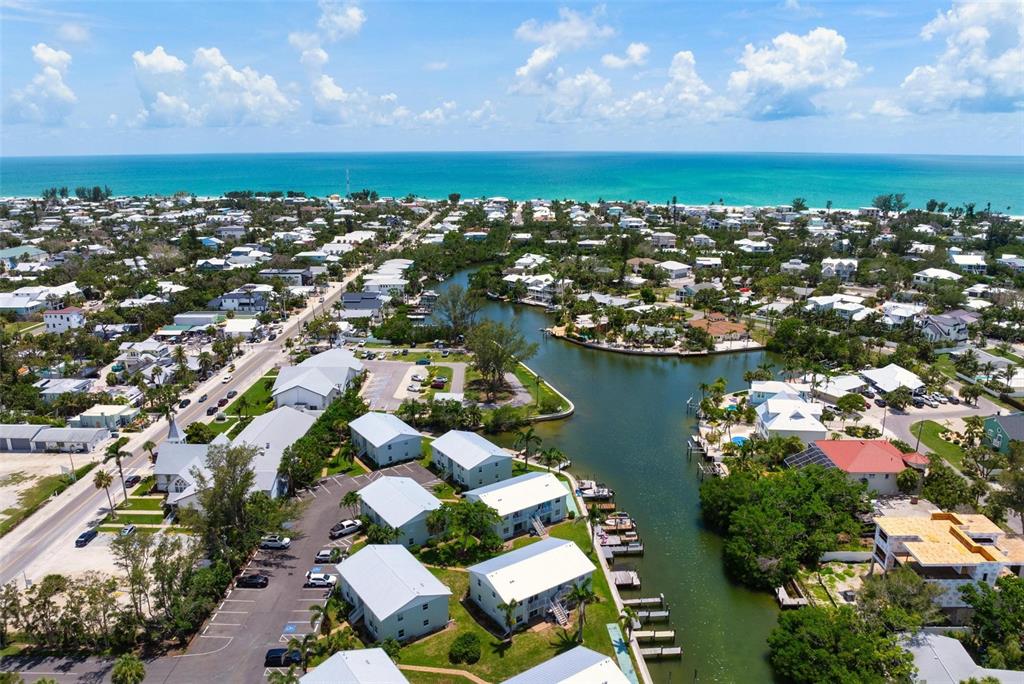 522 Pine Avenue, Unit 7D Anna Maria, FL 34216 - Photo 32 of 39