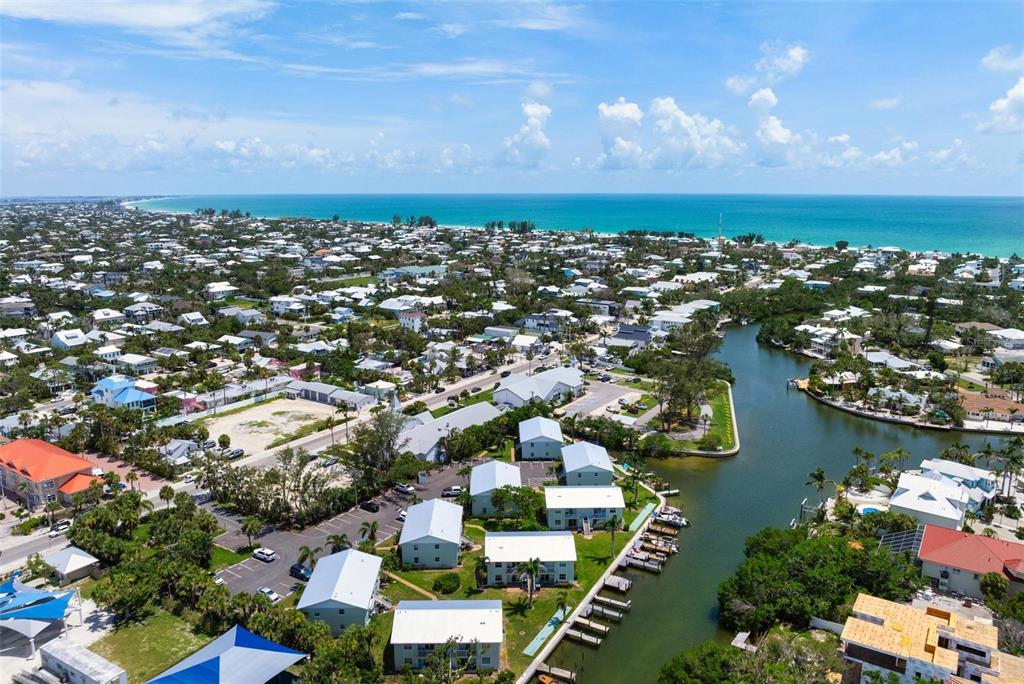 522 Pine Avenue, Unit 7D Anna Maria, FL 34216 - Photo 33 of 39