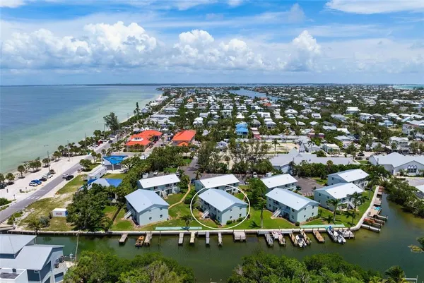 $555,000 | 522 Pine Avenue, Unit 7D, Anna Maria, FL 34216