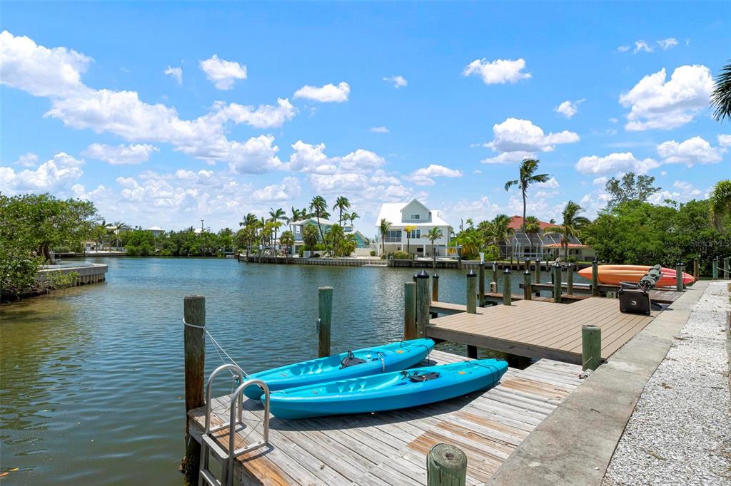 522 Pine Avenue, Unit 7D Anna Maria, FL 34216 - Photo 4 of 39