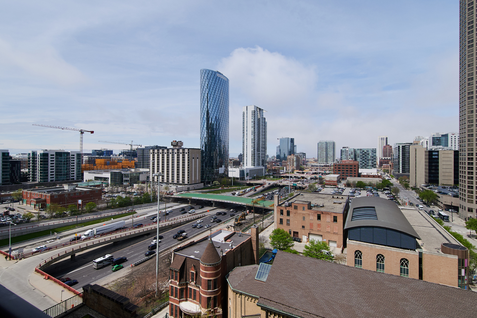 210 South Desplaines Street, Unit 1003 Chicago, IL 60661 - Photo 21 of 27 a view of city