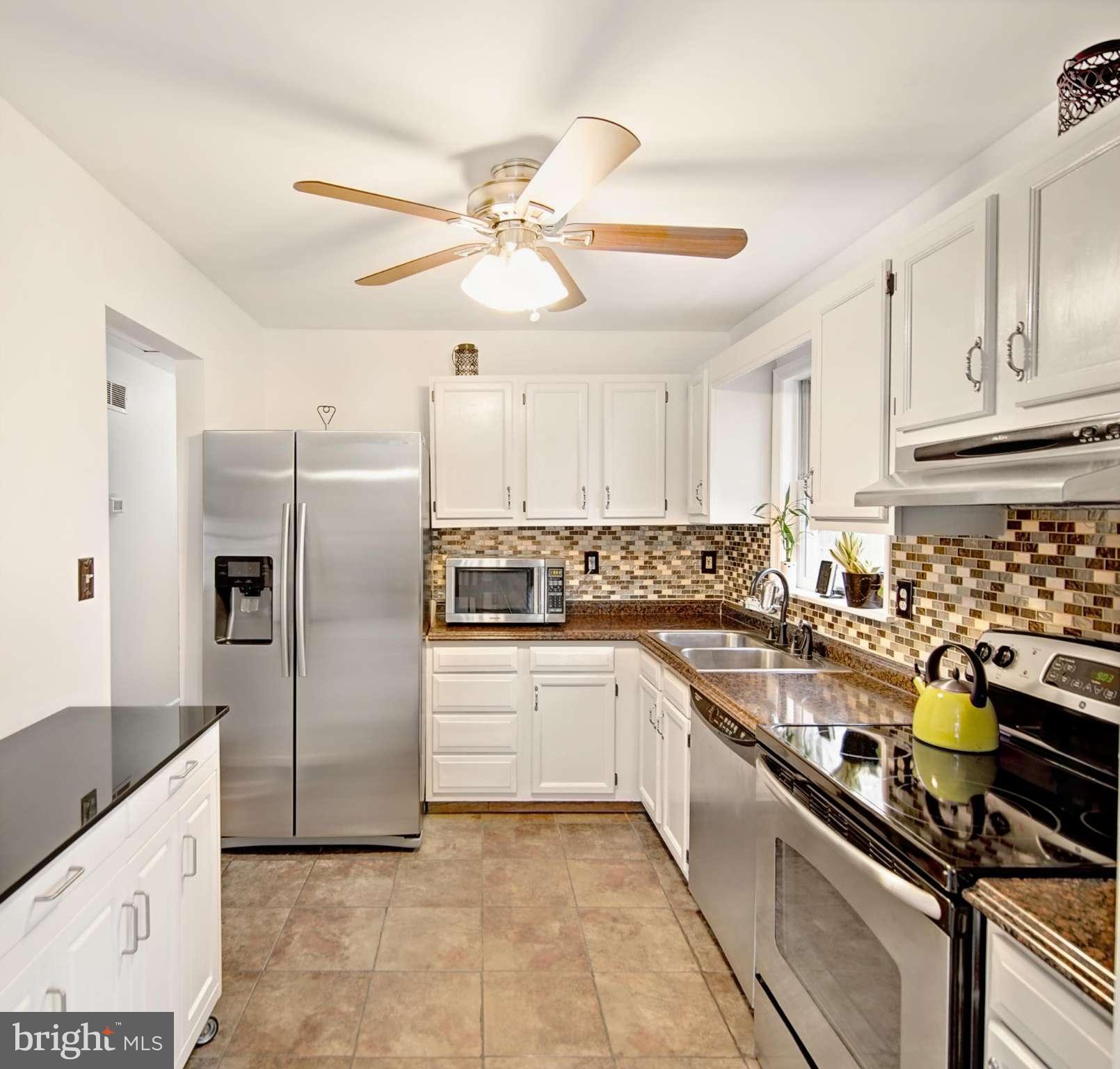 329 East Village Road Elkton, MD 21921 - Photo 11 of 26 Kitchen