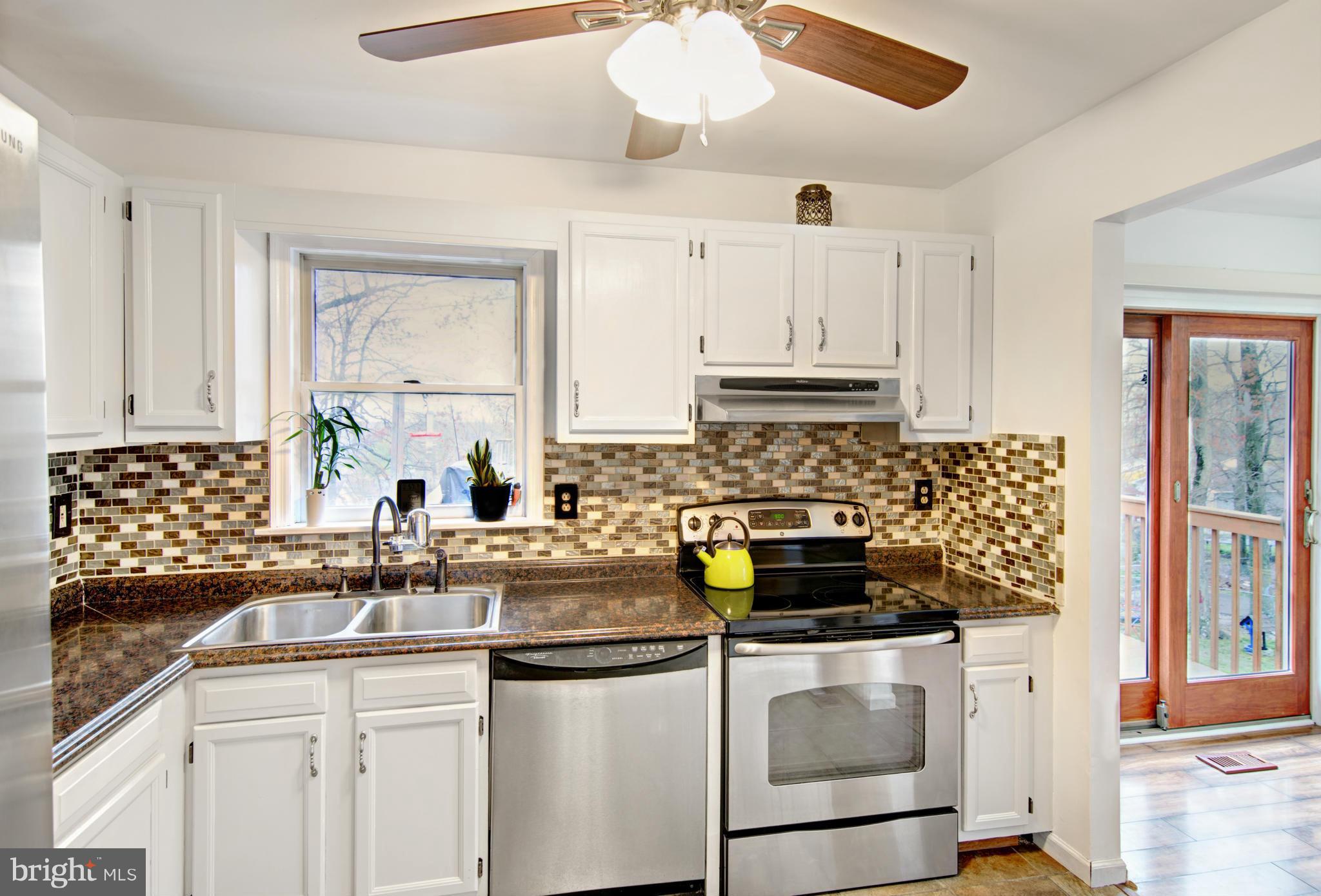 329 East Village Road Elkton, MD 21921 - Photo 13 of 26 Kitchen