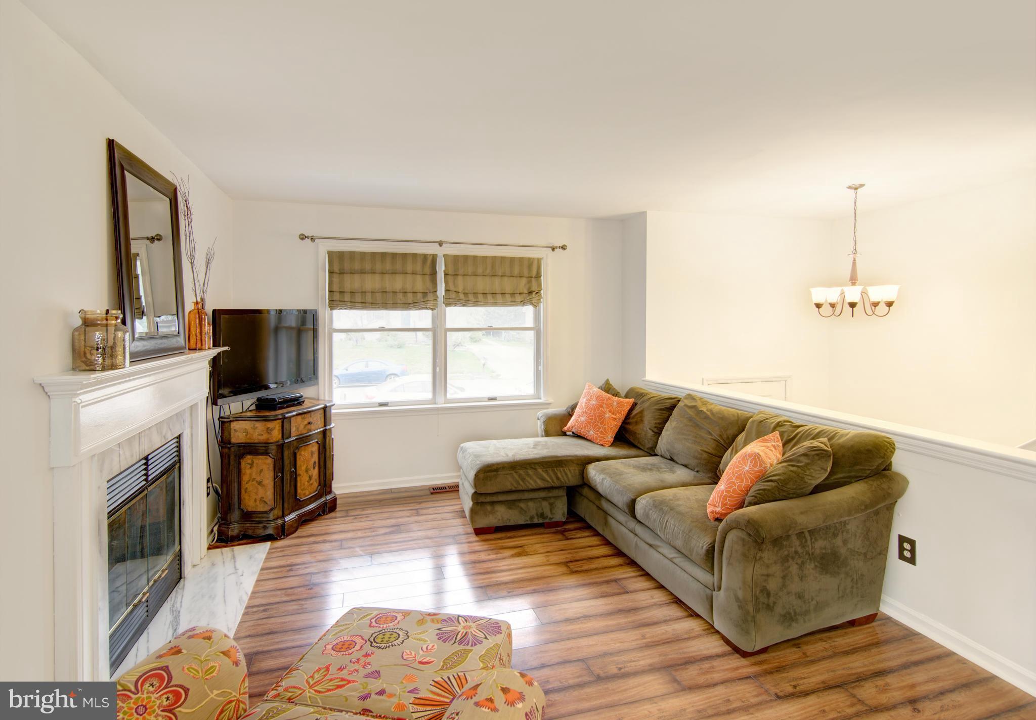 329 East Village Road Elkton, MD 21921 - Photo 4 of 26 Living Room
